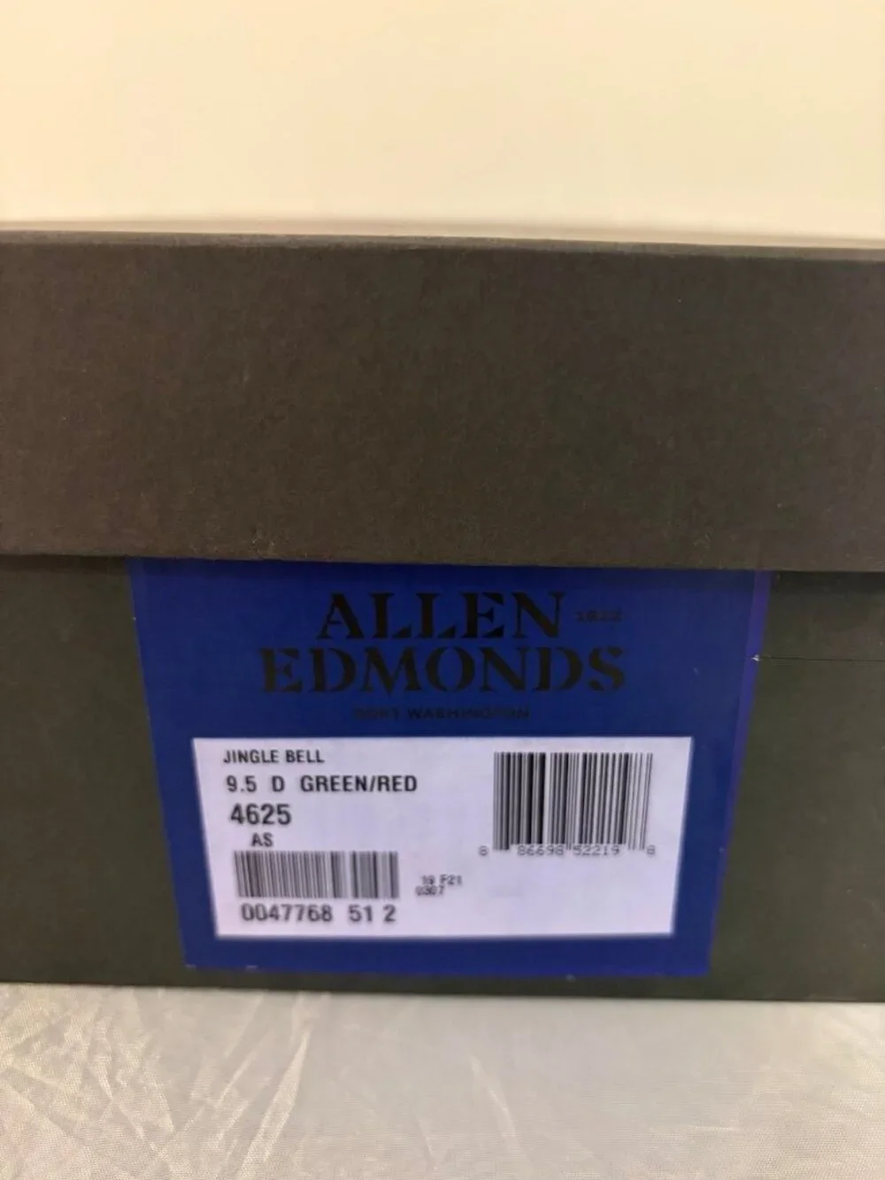 Allen Edmonds Jingle Bell Wingtip Mok Leather Mens dress shoe size 9.5 new